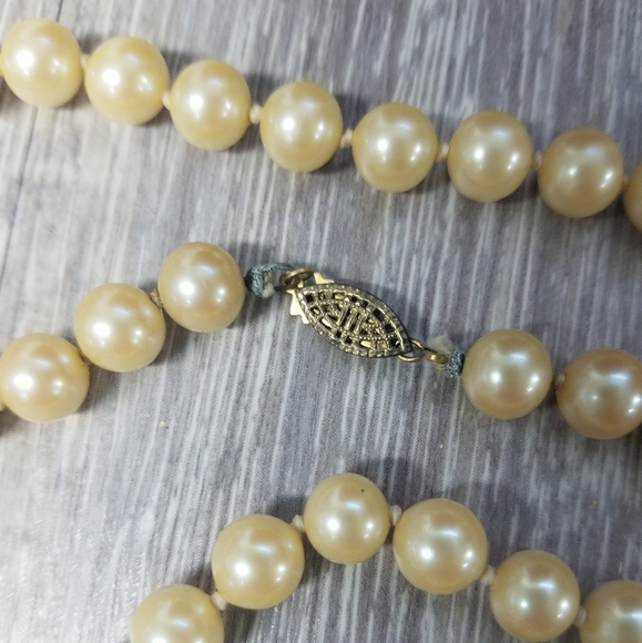 Vintage long strand of pearls - Picture 3 of 7